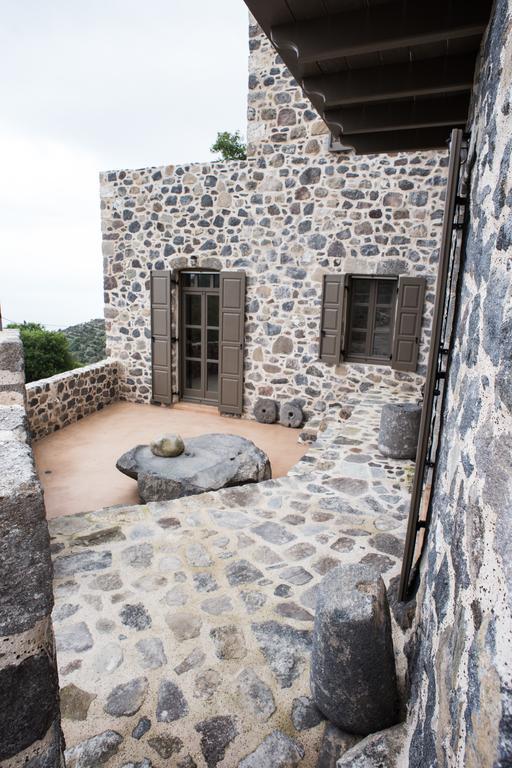 Moustafa Stone House Villa Emporeiós Exterior foto